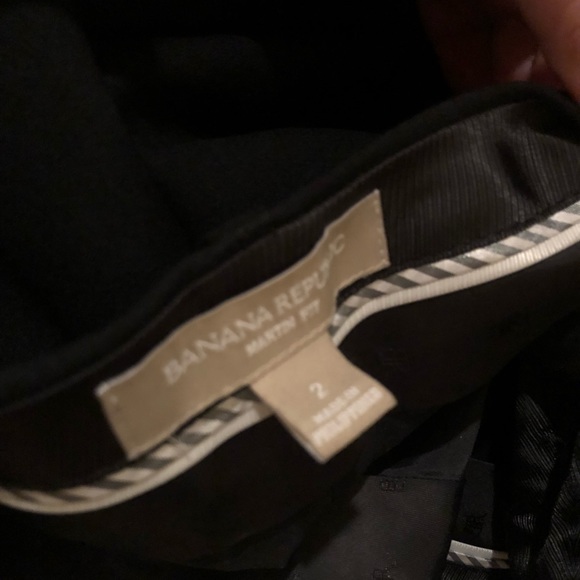 Banana Republic suit - jacket size 4, pants size 2 - Picture 3 of 3